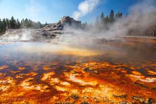 Castle Geyser-7760.jpg Castle Geyser-7760.jpg